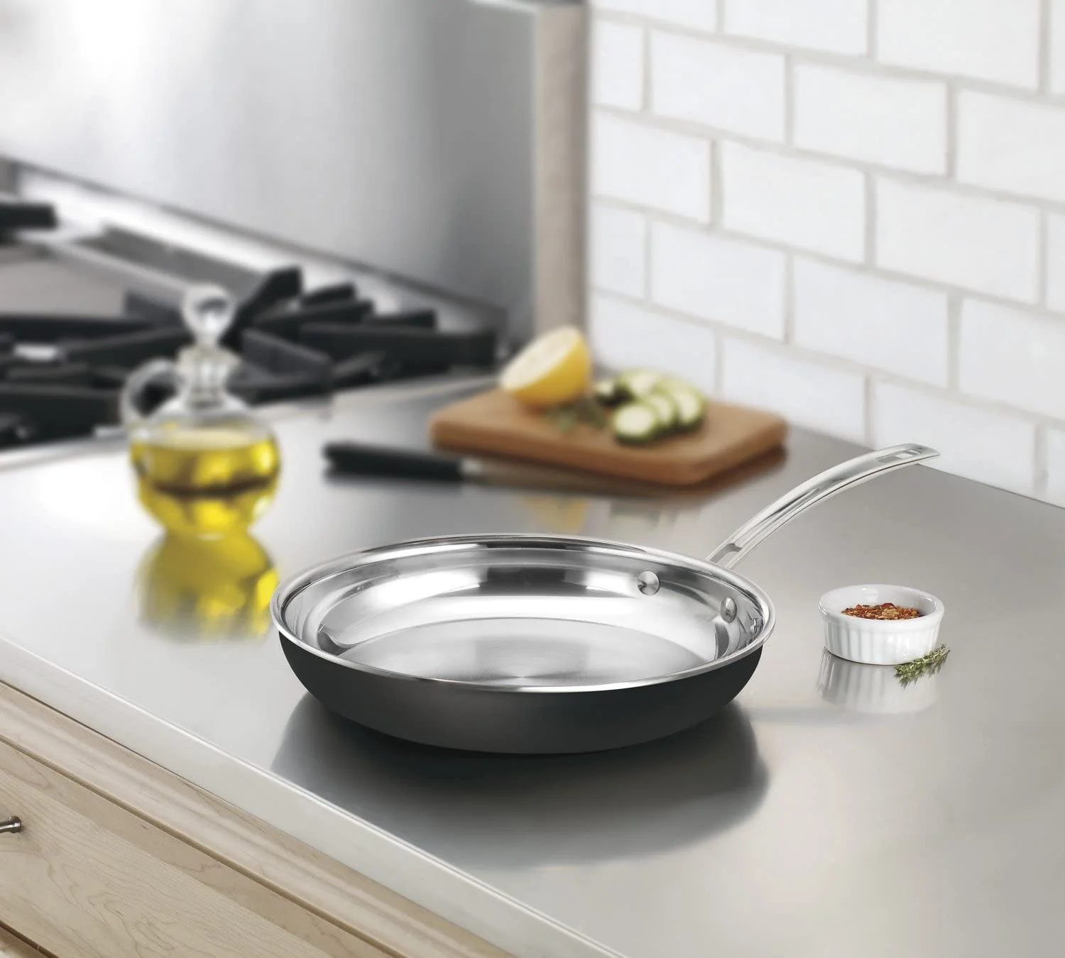 Cuisinart 10 MultiClad Unlimited Skillet |MCU22-24N| outside anodized, inside s/s