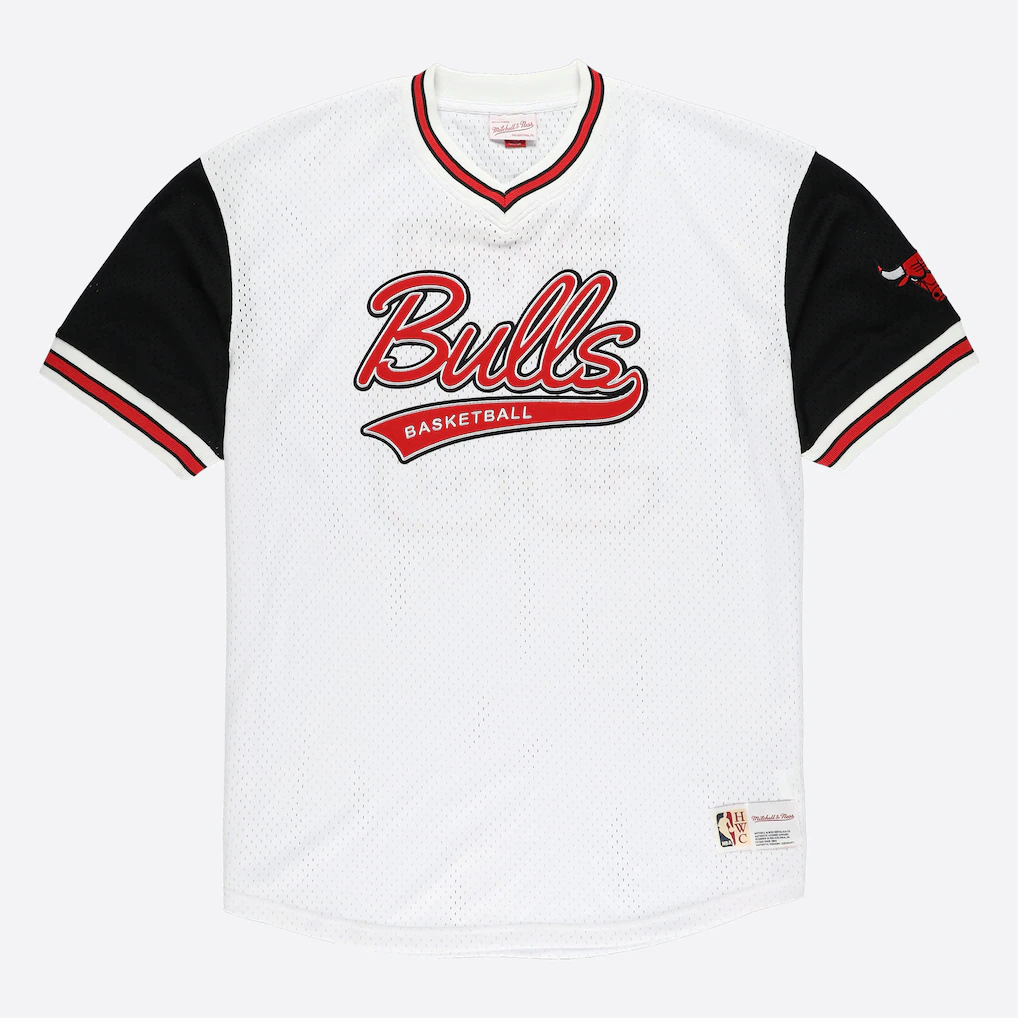 Men's Chicago Bulls Scottie Pippen Mitchell & Ness White Player Mesh V-Neck Shirt