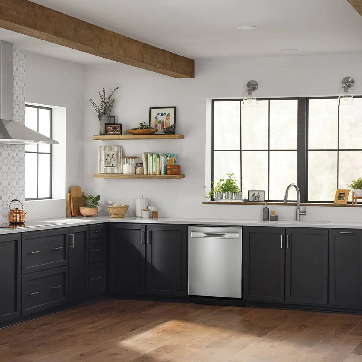 FRIGIDAIRE GALLERY 24 IN. STAINLESS STEEL BUILT-IN DISHWASHER WITH CLEANBOOST TECHNOLOGY - GDSP4715A