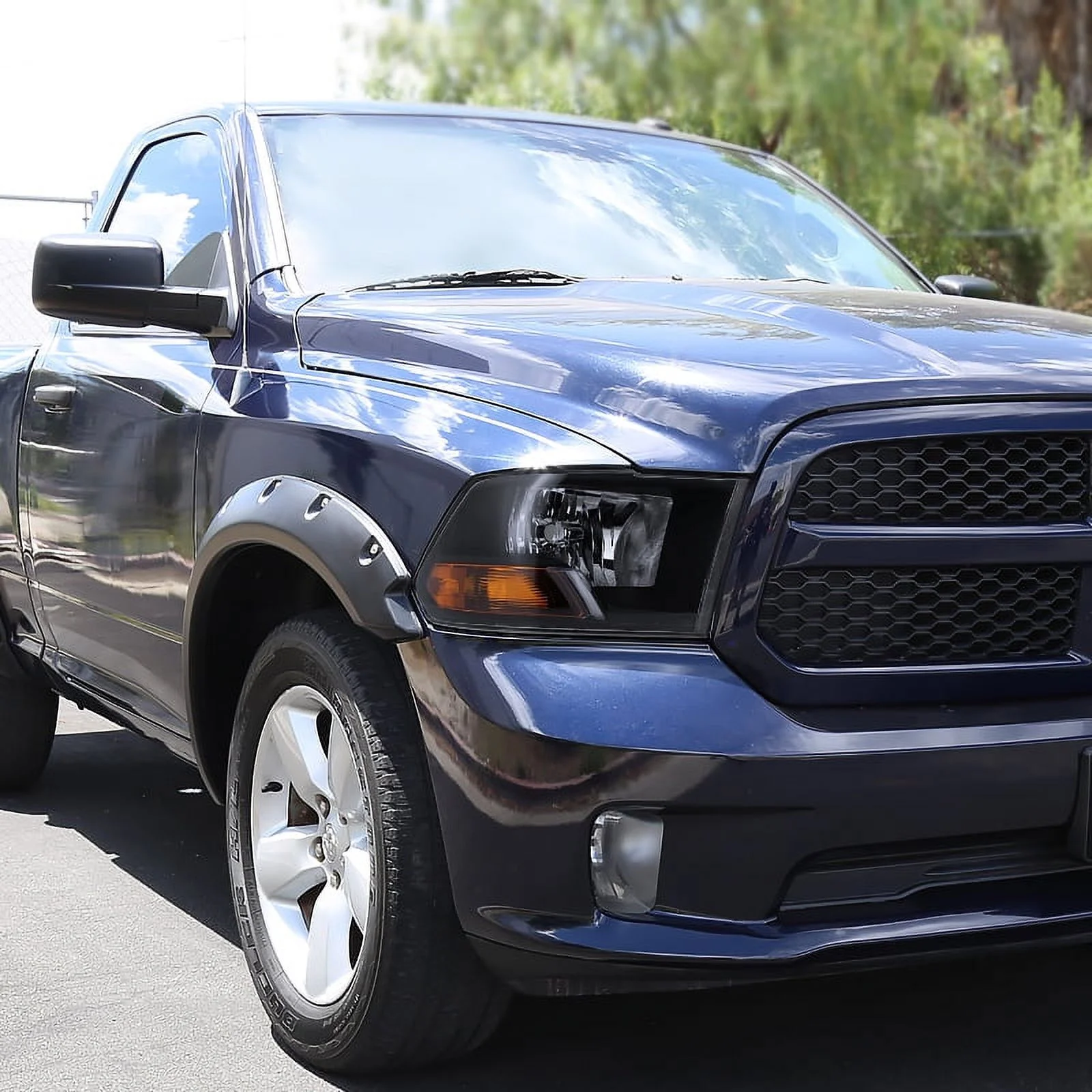 Spec-D Tuning Euro Headlights Black Compatible with Dodge Ram 1500 2009-2018, 10-18 2500 3500, L+R Pair Head Light Lamp Assembly - Curated Treasures Market