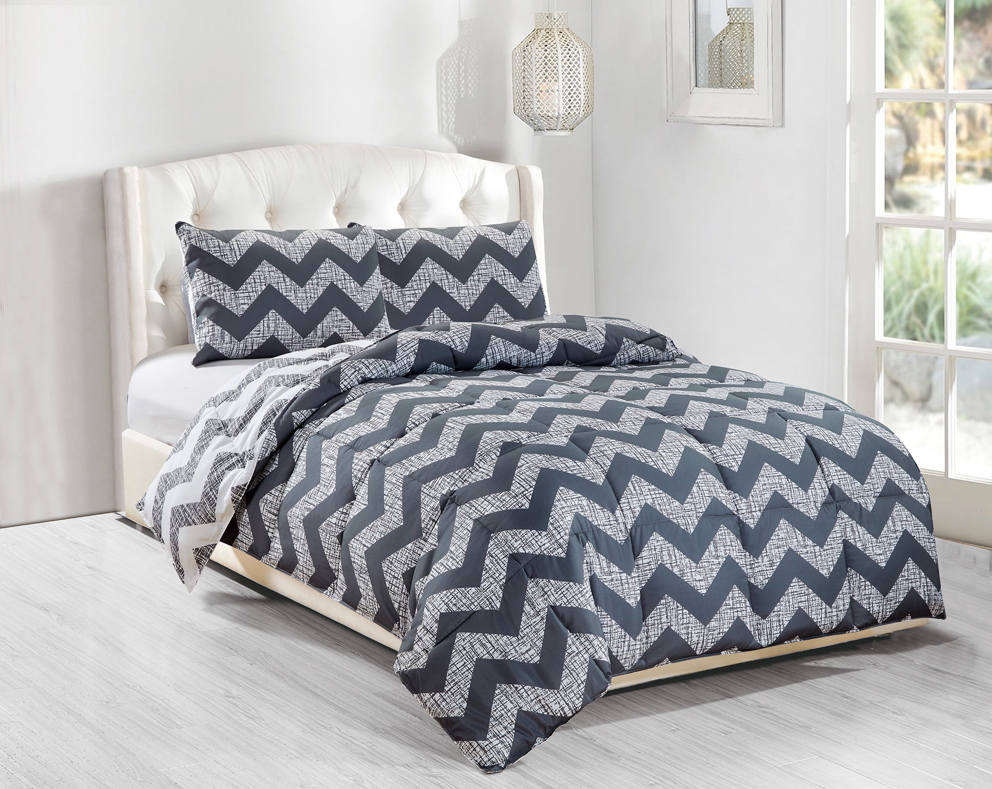 Wyatt Chevron Reversible 3 Piece Down Alternative Comforter Set - Curated Treasures Market