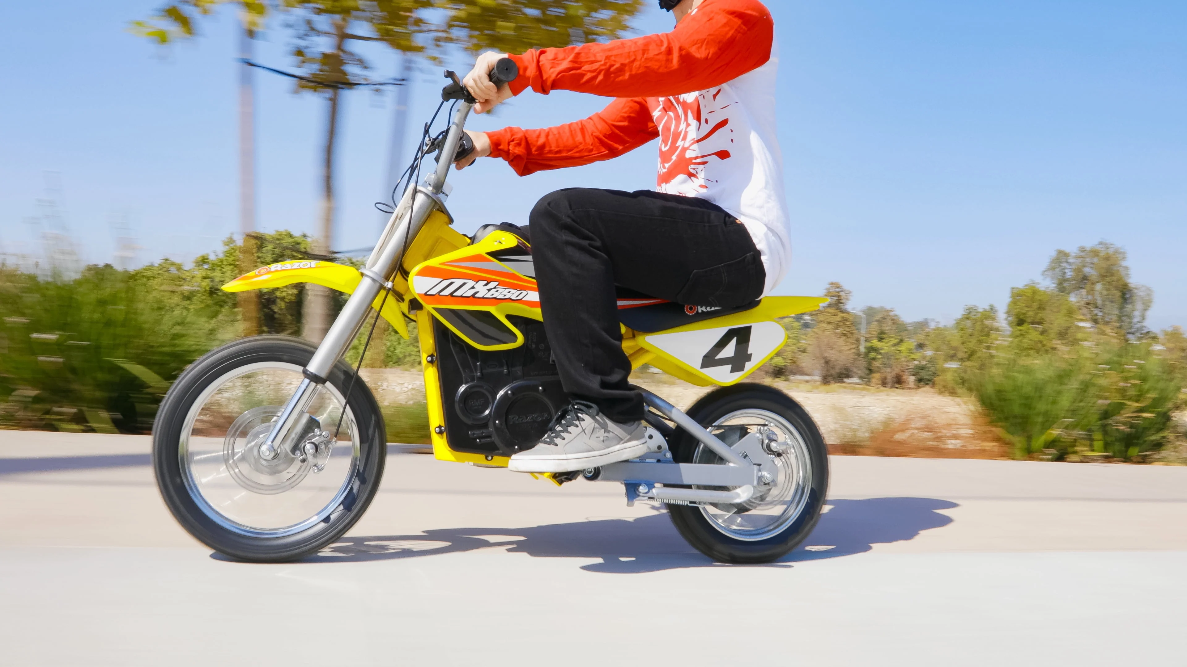 Razor Dirt Rocket MX650 - 36V Electric-Powered Dirt Bike, Ride-On for Teens & Adults