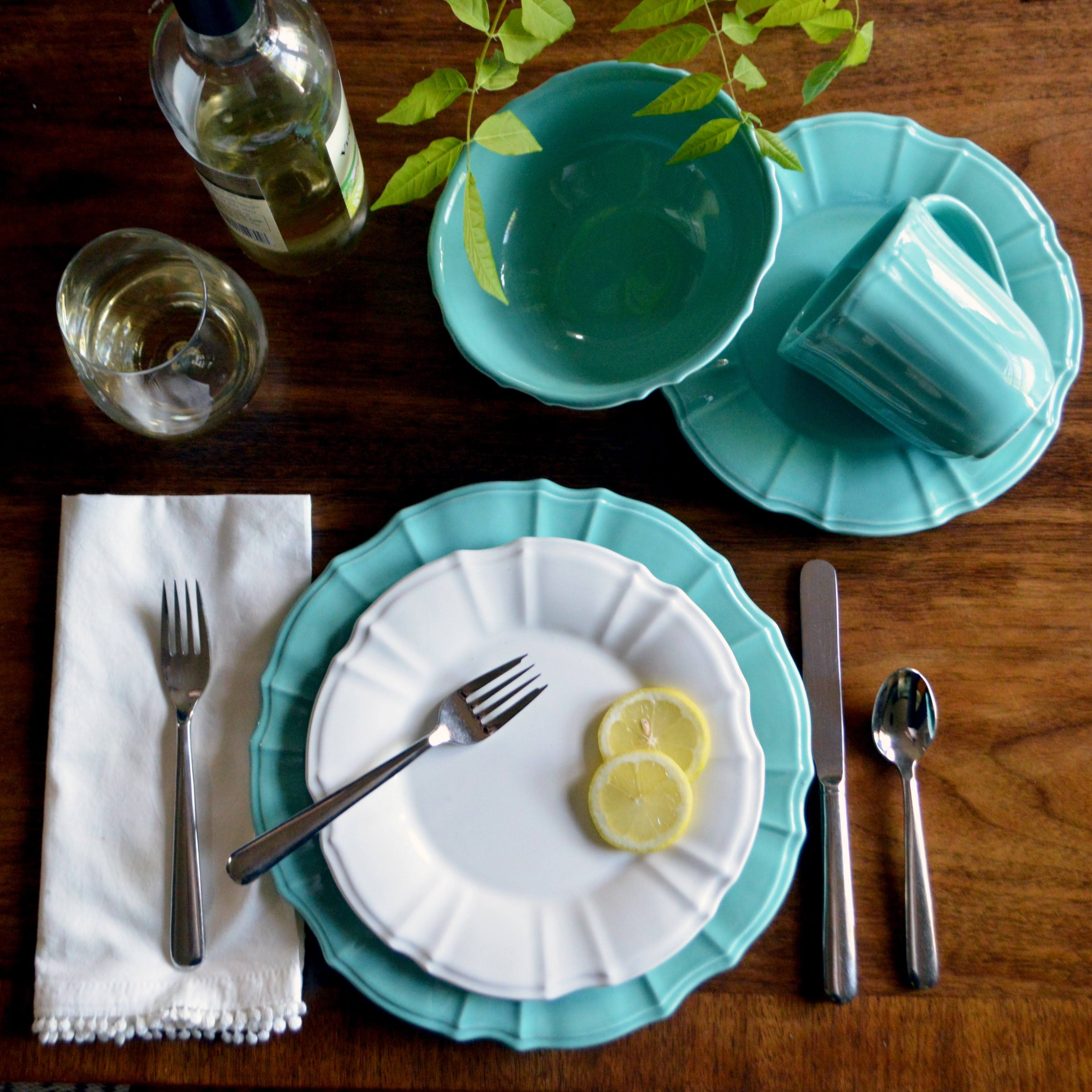 Euro Ceramica Chloe 16-Piece Dinnerware Set in Taupe