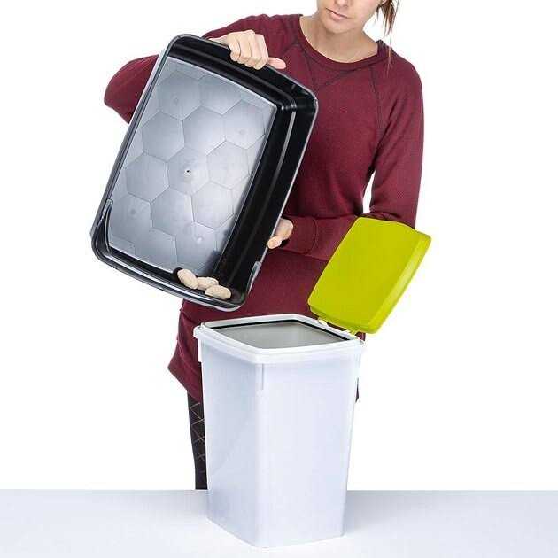 Ferplast Ariel Plus Litter Box with Litter Guard