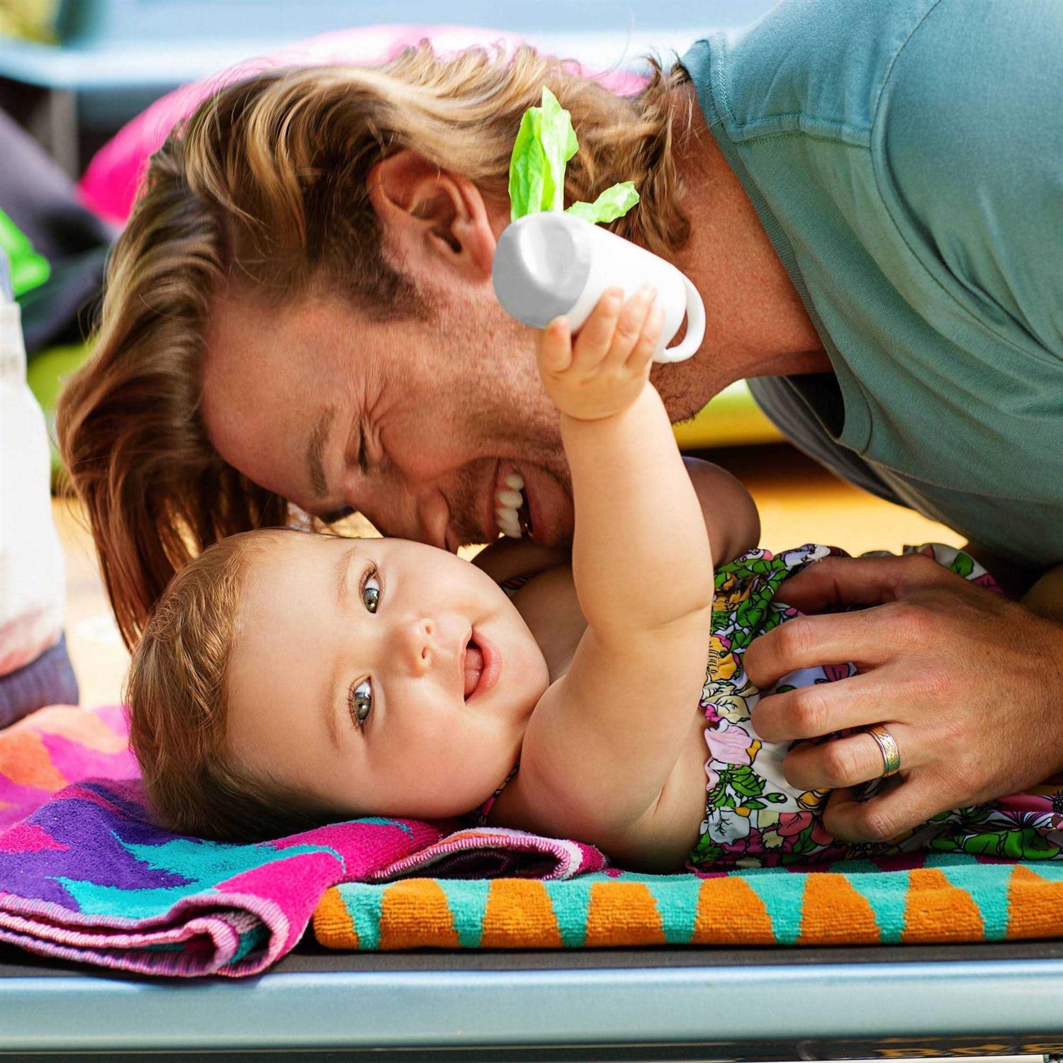 Munchkin Arm & Hammer Diaper Bag Dispenser