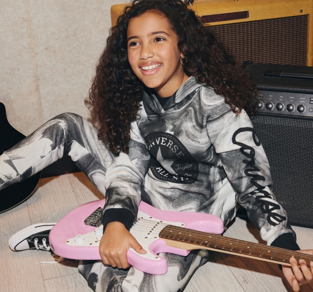 Kids' Converse Dye Printed Chuck Taylor Patch Hoodie Black | 405-XKNBOS