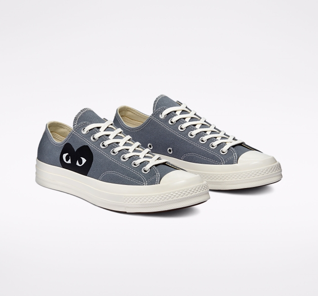 Women's Converse Comme des PLAY Chuck 70 Low Tops Grey / Black | 624-YFIQJB