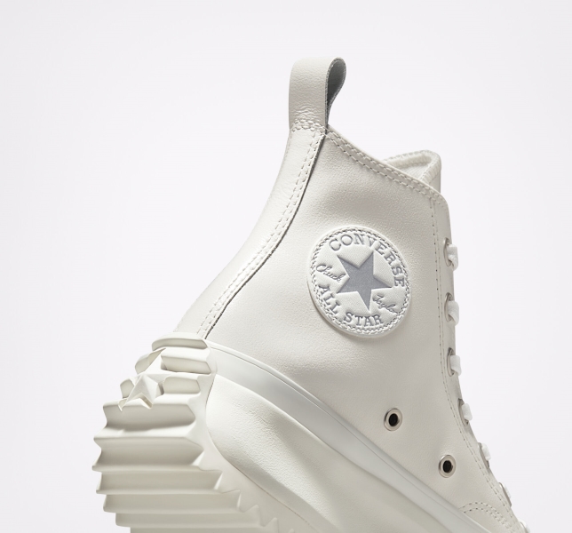 Women's Converse Run Star Hike Platform Iridescent Leather High Tops White / Silver | 918-KBPDGZ