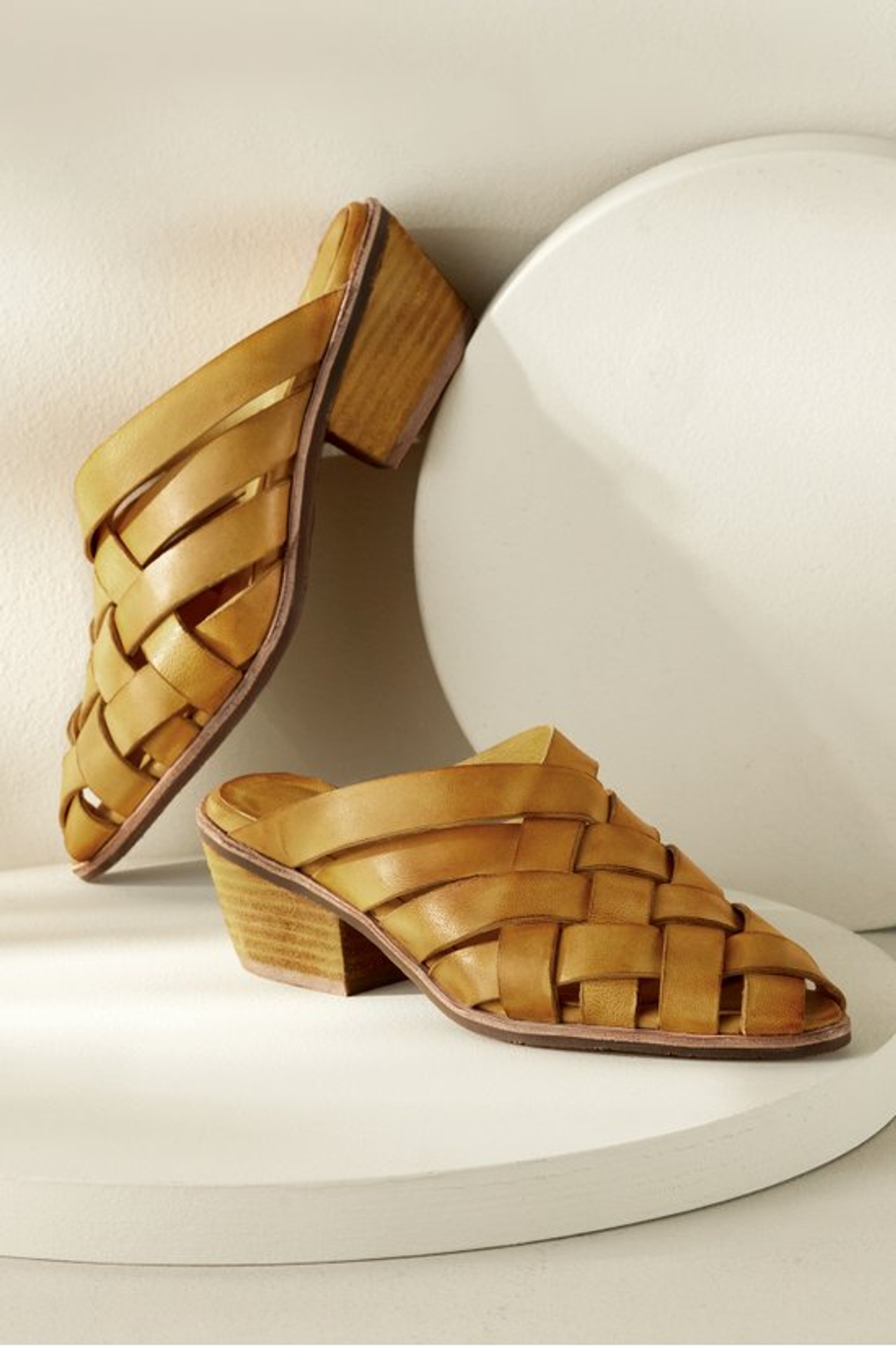 Antelope Grace Woven Mules