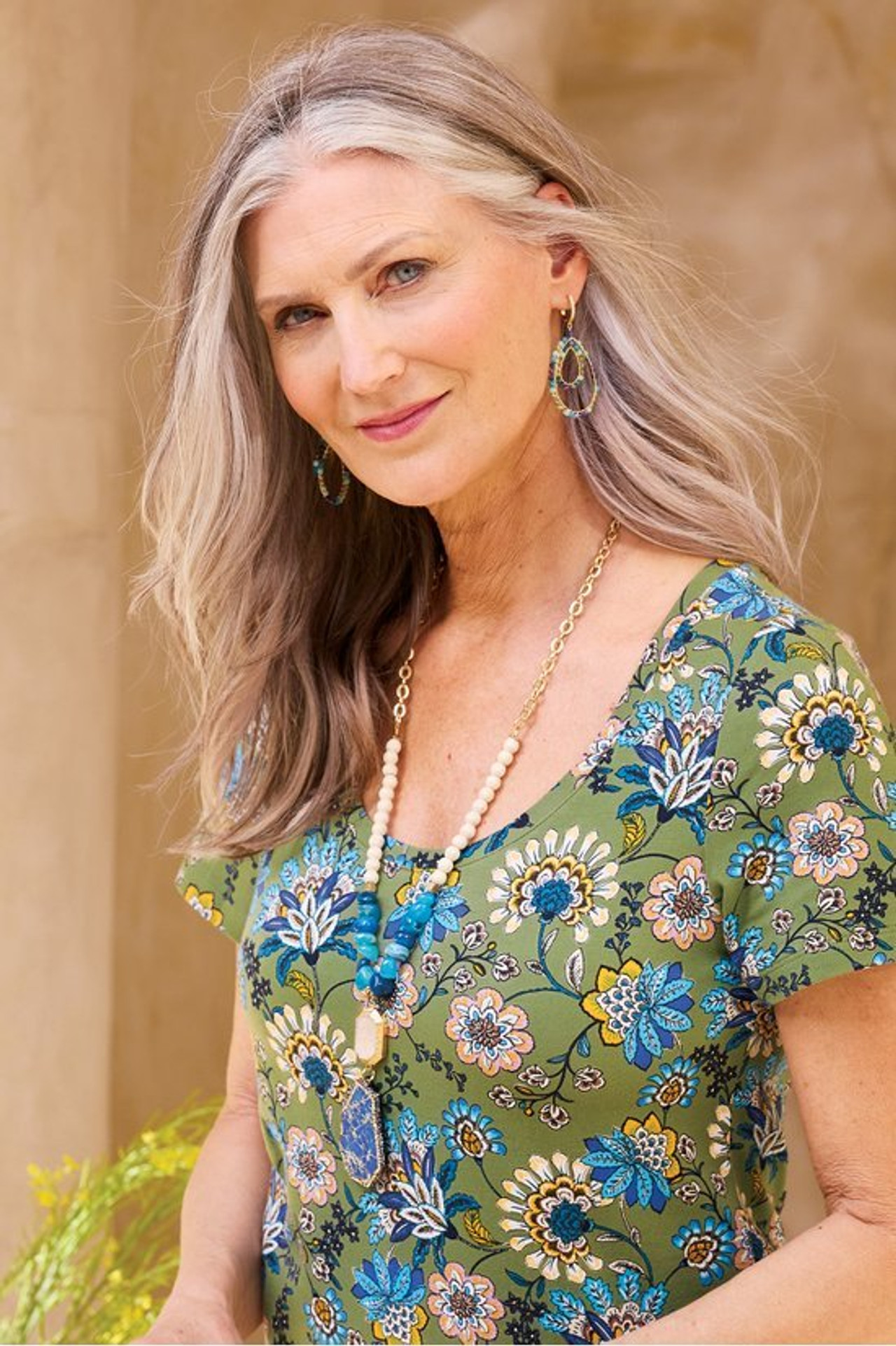 Aviana Reversible Pendant Necklace