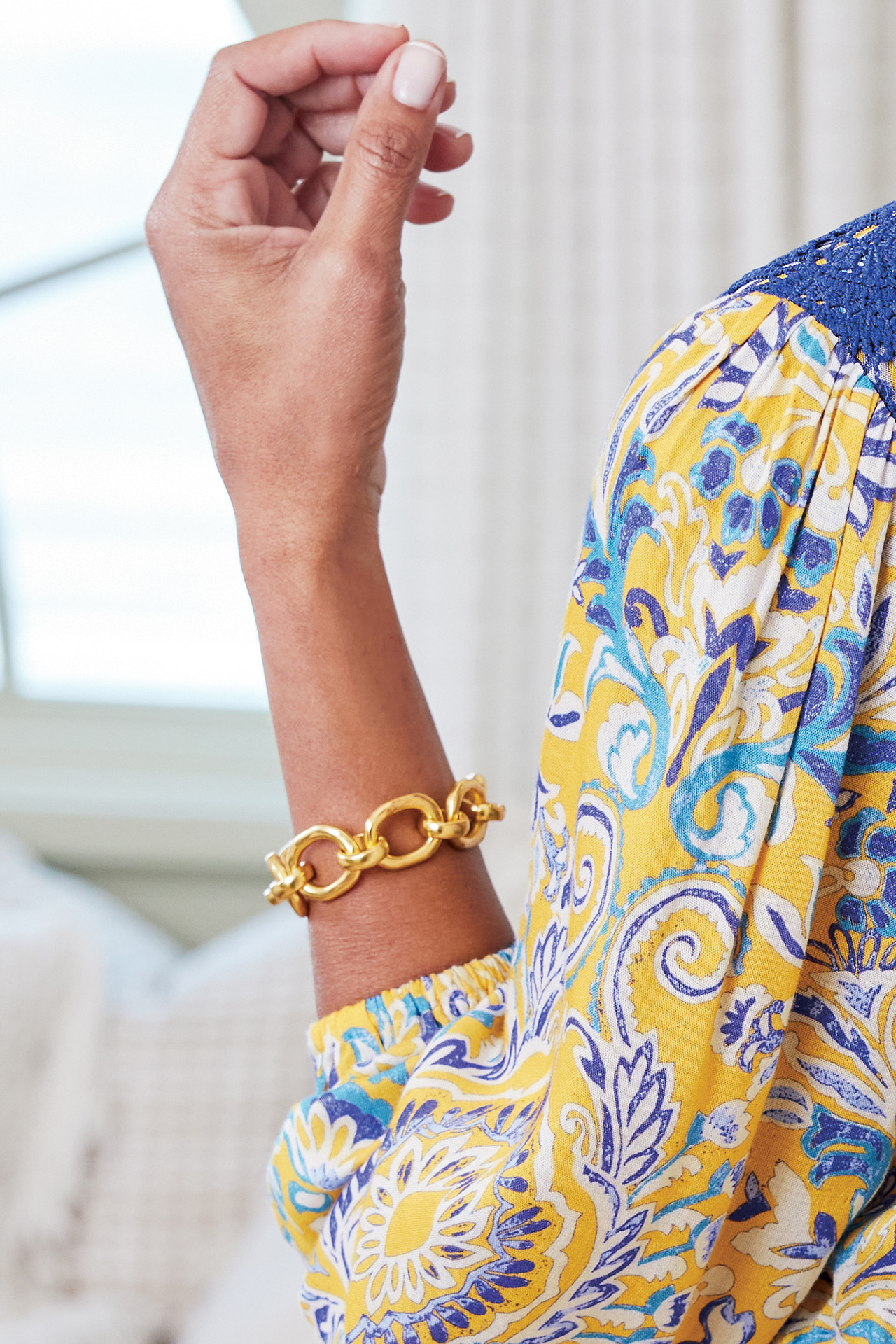 Maia Hammered Chain Bracelet