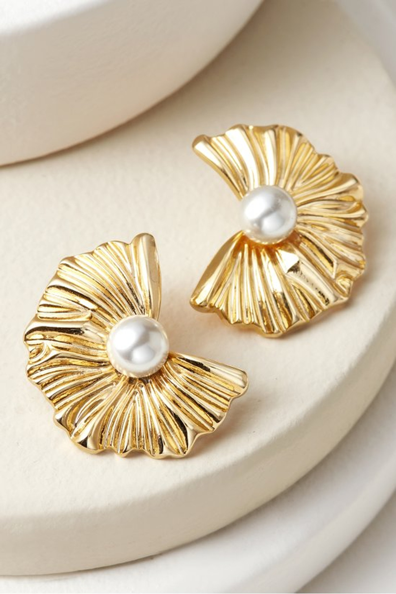 Lourdes Shell Earrings