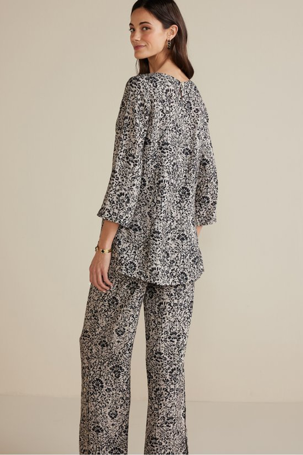 Oceo Gauze Tunic