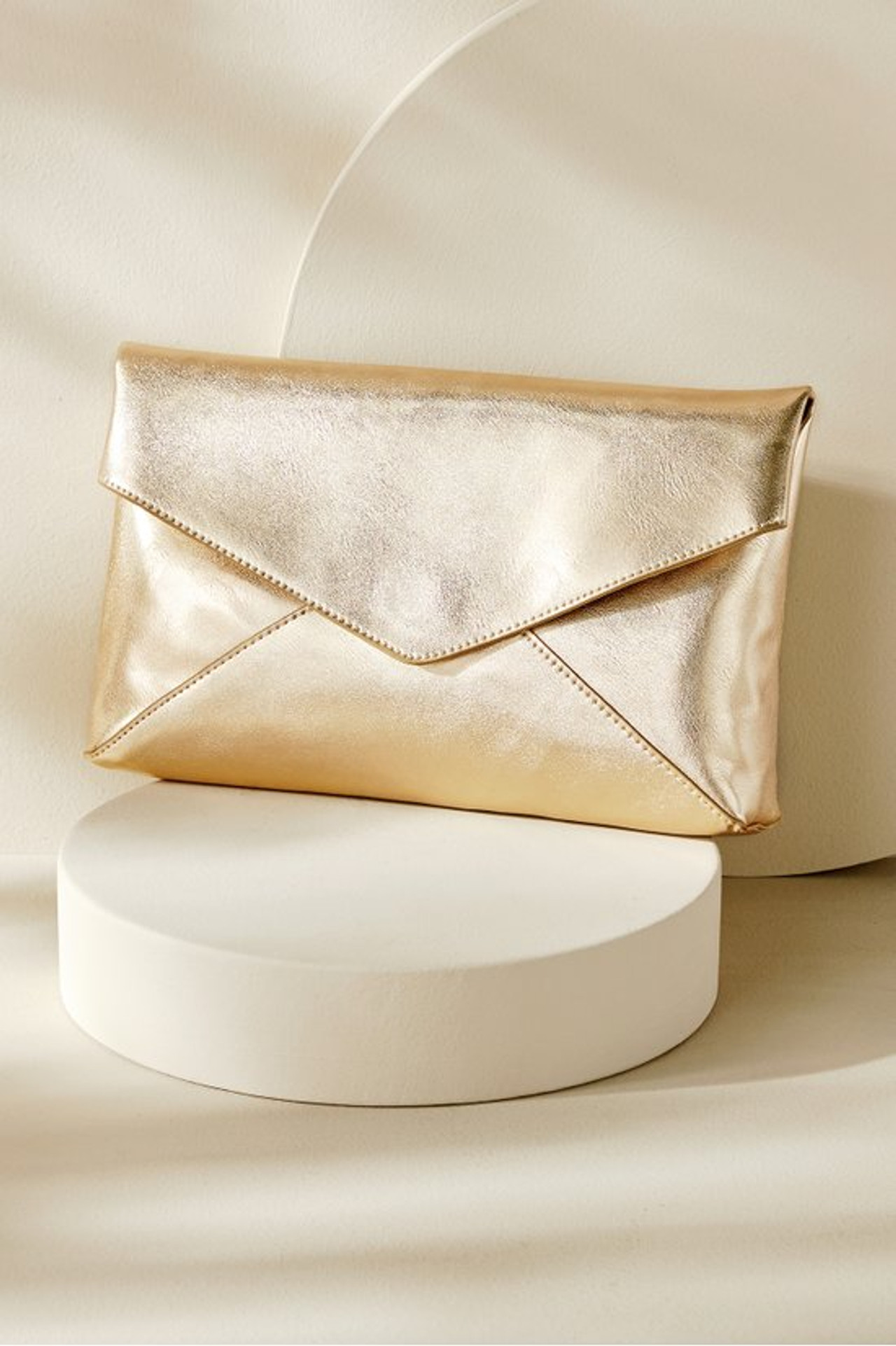 Tindra Envelope Clutch