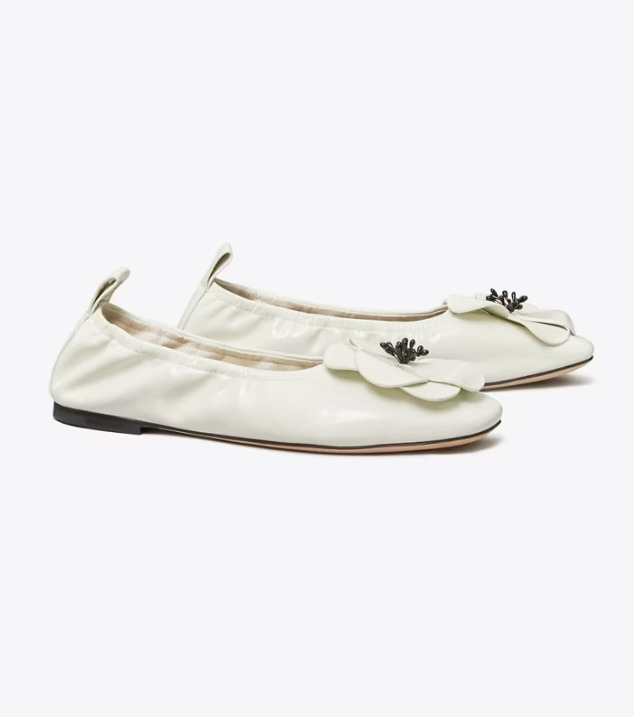 Women's Tory Burch Flower Flat Shoes White | ORAHXF-618 - Tory Burch Outlet Sale
