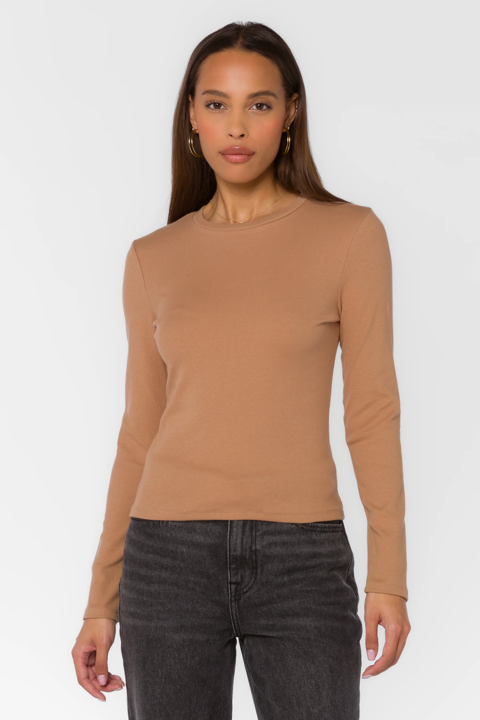 Kuri Taupe Tee