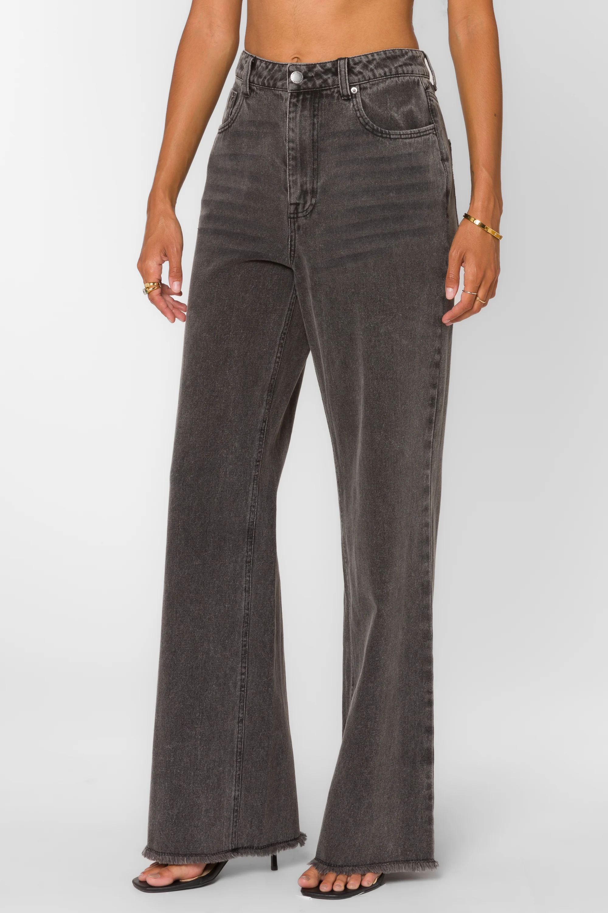 Nakita Grey Rinse Jeans