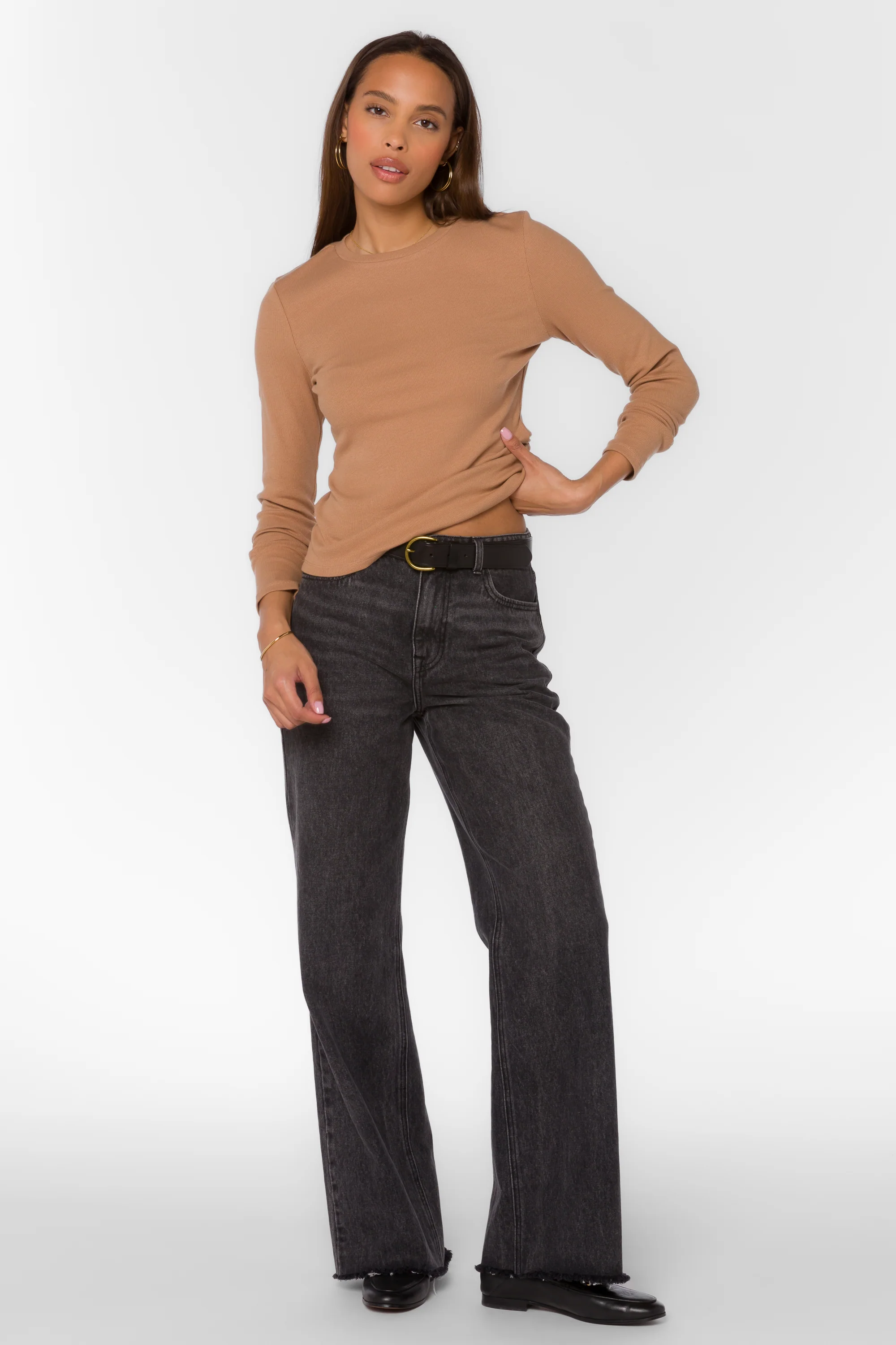 Kuri Taupe Tee