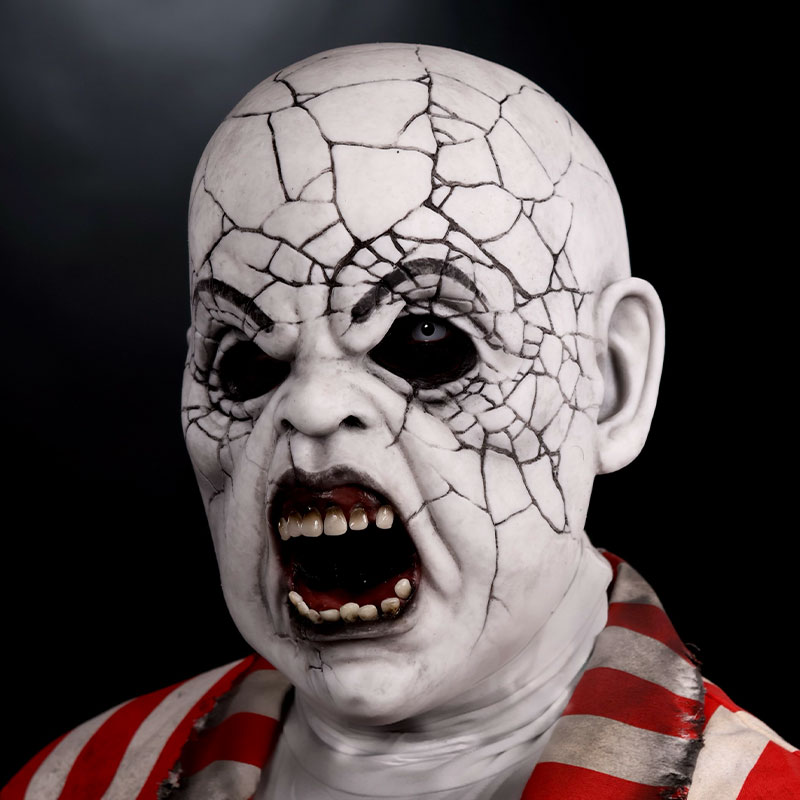 Tantrum Silicone Half Mask