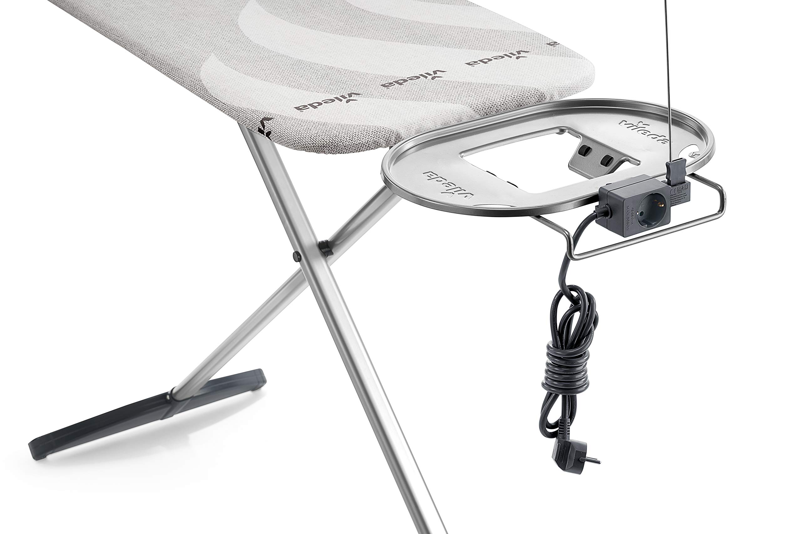 Vileda 鈥?Total Reflect Plus Ironing Board 鈥?Ironing Board with Heat and Steam Reflection Technology, Power Outlet Included 鈥?Adjustable Height, Grey/Green, One Size