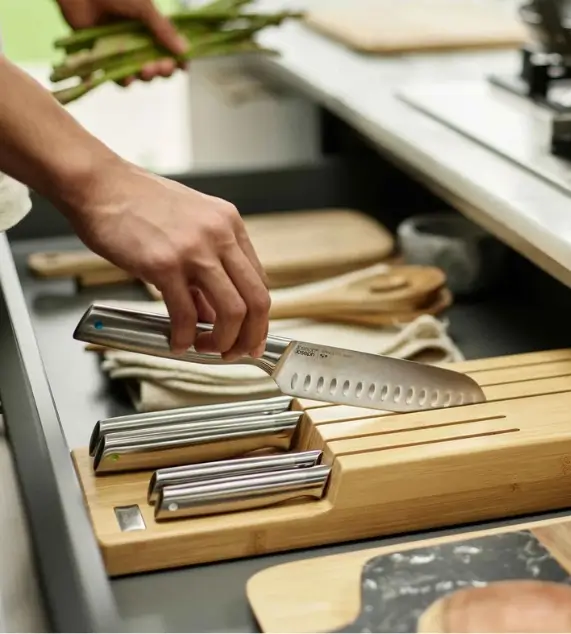 Blocco portacoltelli per cassetto