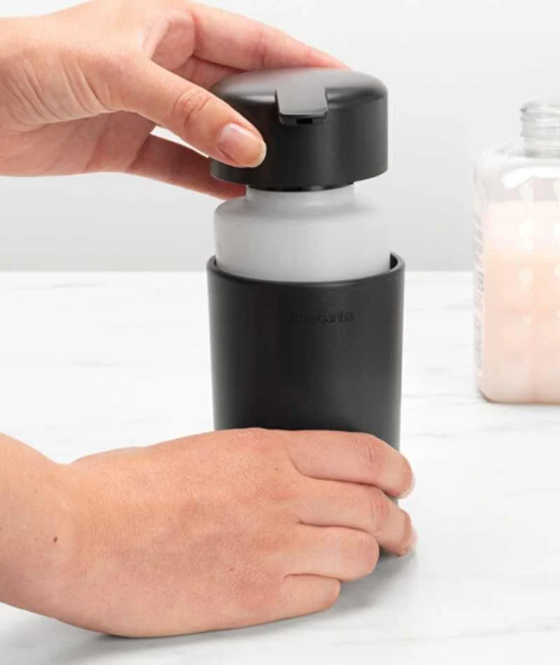 Distributore di sapone per il bagno