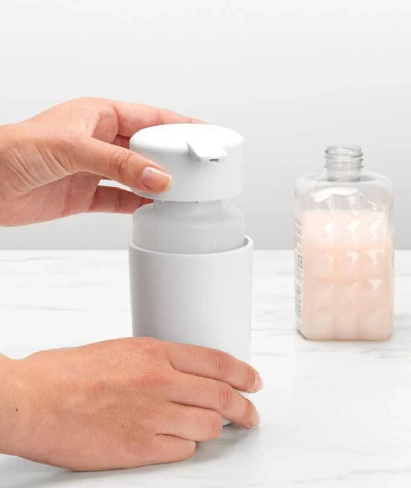 Distributore di sapone per il bagno