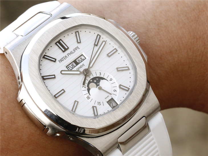 Superclone 1:1 Patek Philippe  5726 Complex function