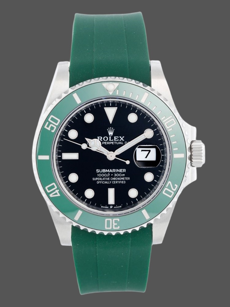 Rolex Submariner 126610LV Green Rubber Strap Black Dial 41mm Mens Replica Watch