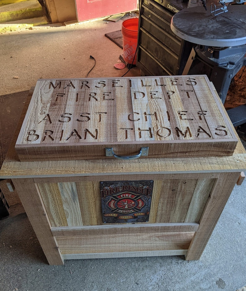 All Weather 48 Quart Antiqued Cedar Cooler Stand with Brass Drain, Bottle Opener and Cap Catcher, Beer Cooler.