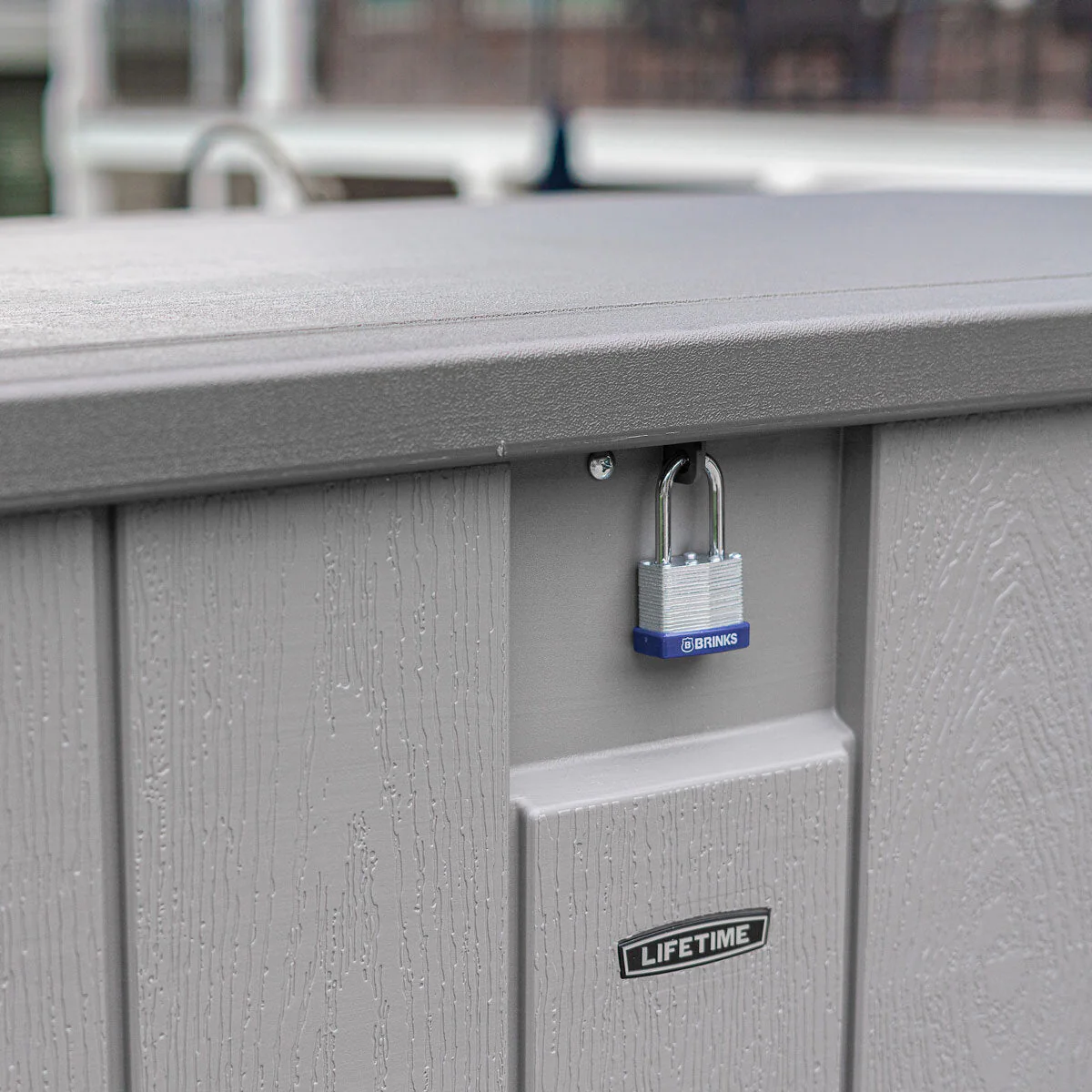 Lifetime 568 Litre Modern Outdoor Storage Deck Box Model 60384U