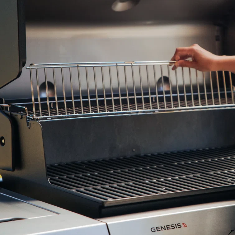 Weber Genesis E-325 Gas Grill