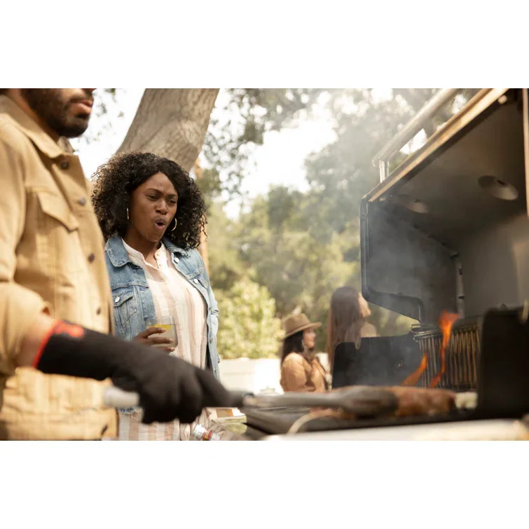 Weber Genesis E-325 Gas Grill