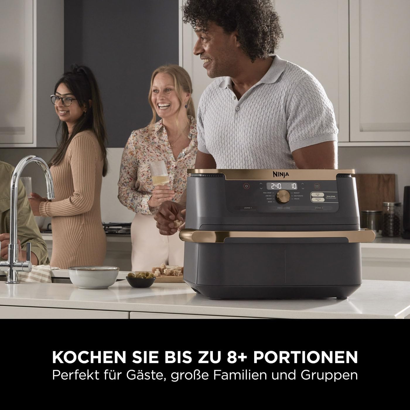Ninja Foodi FlexDrawer Dual Zone Heißluftfritteuse, Airfryer mit 10,4-Fach und herausnehmbarem Trenner, Antihaftbeschichtung, spülmaschinenfester Korb, 7-in-1, Schwarz & Kupfer, AF500EUCP