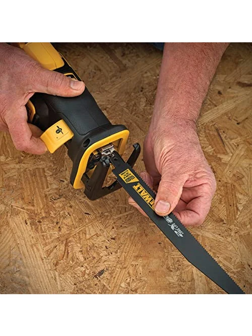 DEWALT 20V MAX* XR Reciprocating Saw, Compact, Tool Only (DCS367B), Black