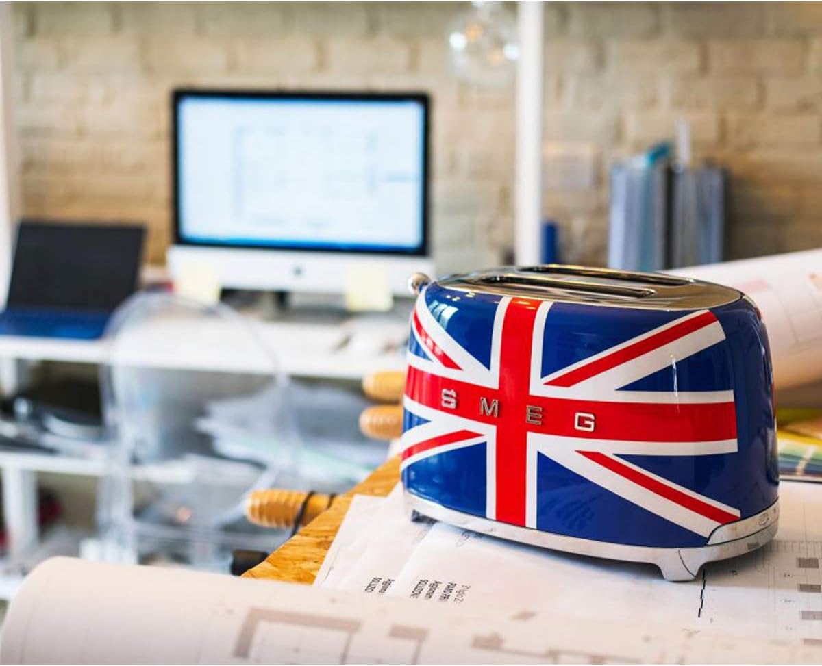 Smeg, Grille-pain 2 Tranches TSF01UJEU, 2 Fentes 36 mm, 6 Niveaux de Brunissage, Fonction Chauffage, Décongélation et Bagel, Éjection Automatique du Pain, Ramasse Miettes, 950 W, Royaume-Uni