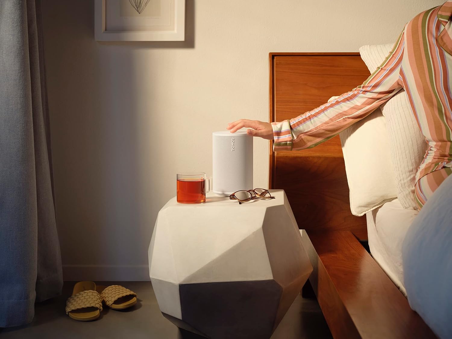 Sonos Era 100 | Enceinte intelligente avec Wi-Fi, Bluetooth, avec Amazon Alexa - Blanc