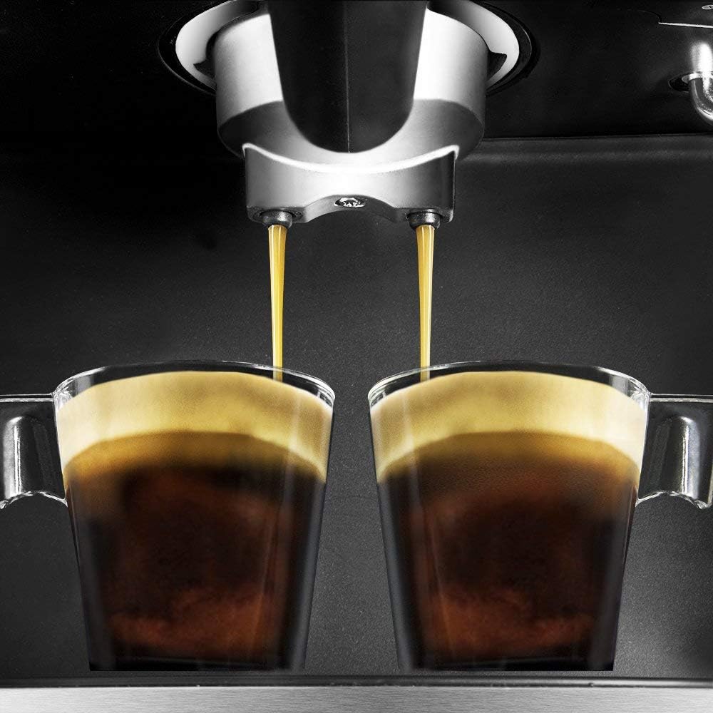 Cecotec Machine à café Express Power Espresso 20 Barista Cream. 2 Thermoblocks, 20Bars, Manomètre, Mode Auto pour 1 et 2 Café(s), Buse vapeur Orientable, Conduit pour Infusions, 2900W.