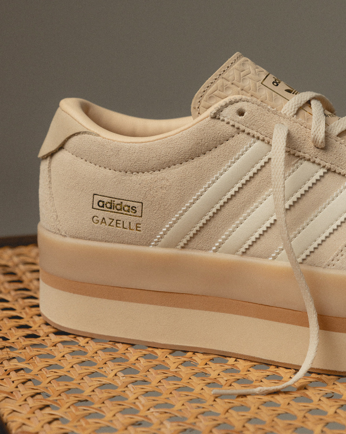 Drei Streifen Gazelle Stack W