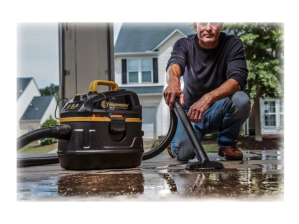 Vacmaster Professional 9-Gallon 4.5 Peak HP† Wet/Dry Vacuum