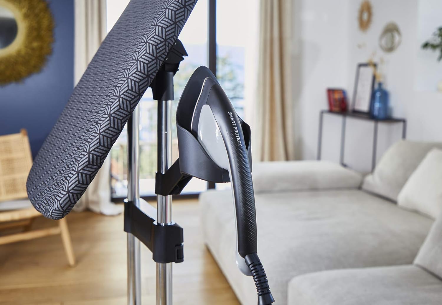 Calor Ixeo Power solution de défroissage tout-en-un, 2170 W, Fer à repasser avec planche Smartboard intégrée 3 positions, Pression d'une centrale vapeur de 5,8 bars, Fabriqué en France QT2020C0