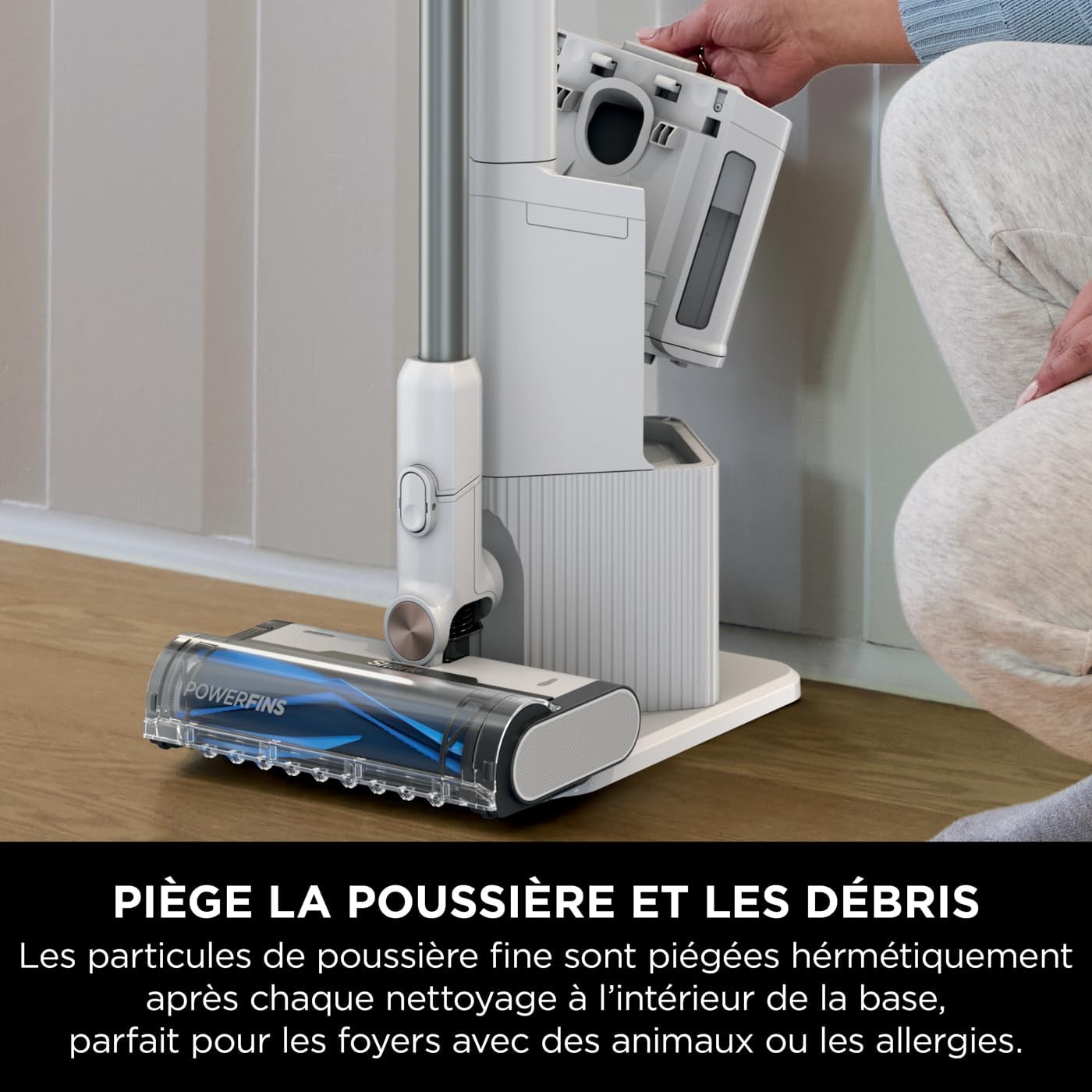 Shark Clean & Empty Aspirateur sans fil, système vidange automatique, aspirateur léger anti-poils avec outils animaux et interstices, autonomie 40 minutes, station de chargement, blanc/bleu, BU3521EU