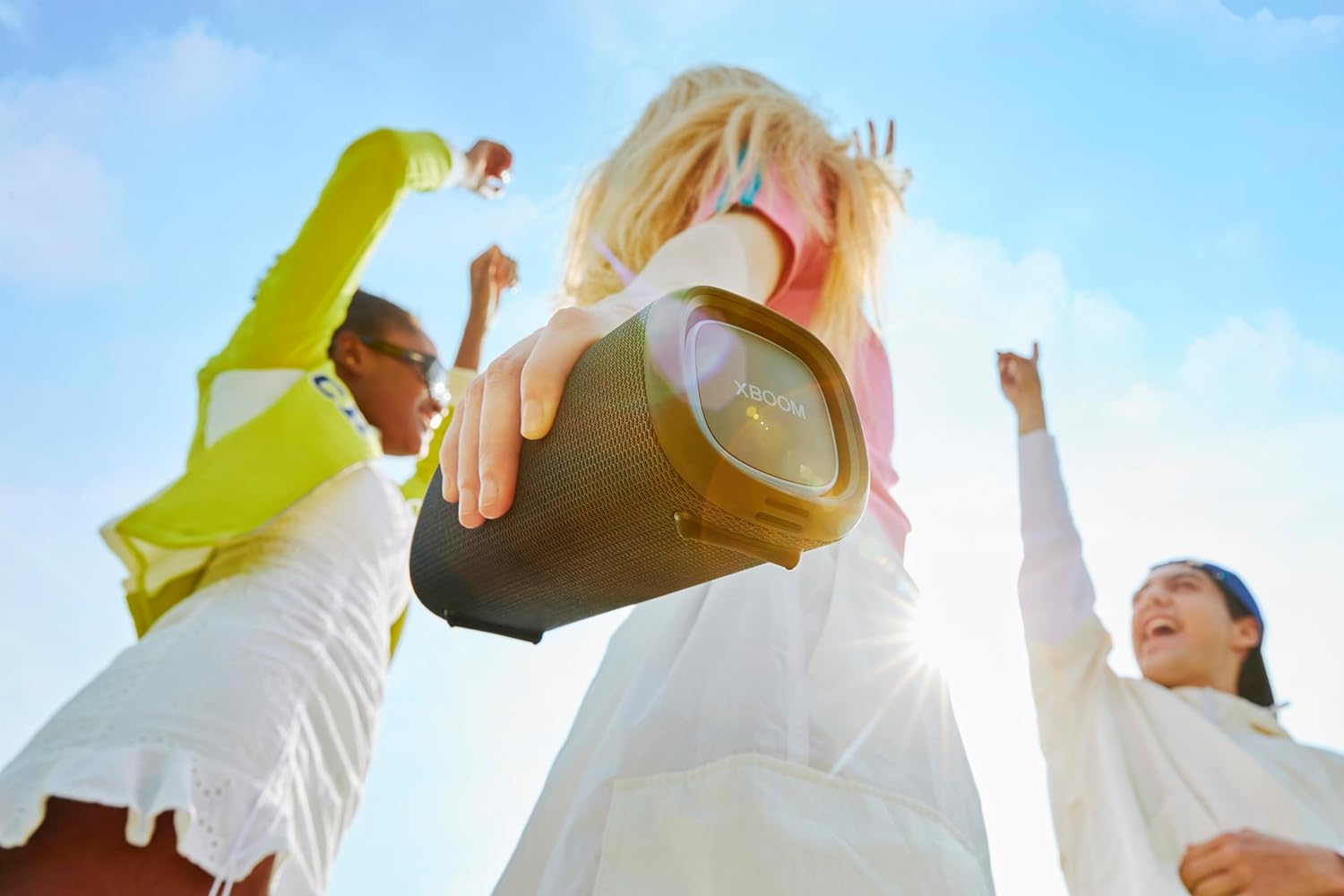 LG, Enceinte Bluetooth puissante, Portable, Enceinte Bluetooth Lumineuse, XBOOM 360°, Éclairage Personnalisable, Jusqu'à 24h d'autonomie, Enceinte Bluetooth Design, DXO2T