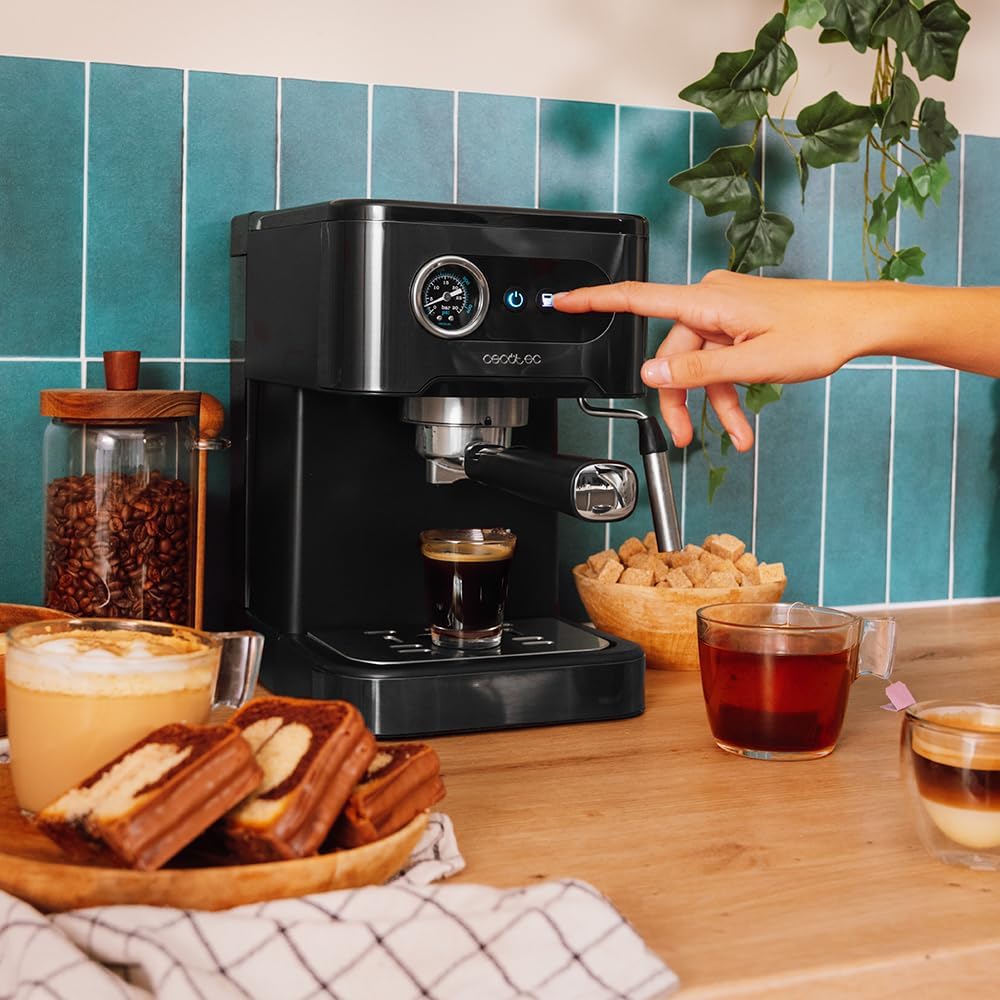 Cecotec Machine à café Express Power Espresso 20 Barista Cream. 2 Thermoblocks, 20Bars, Manomètre, Mode Auto pour 1 et 2 Café(s), Buse vapeur Orientable, Conduit pour Infusions, 2900W.