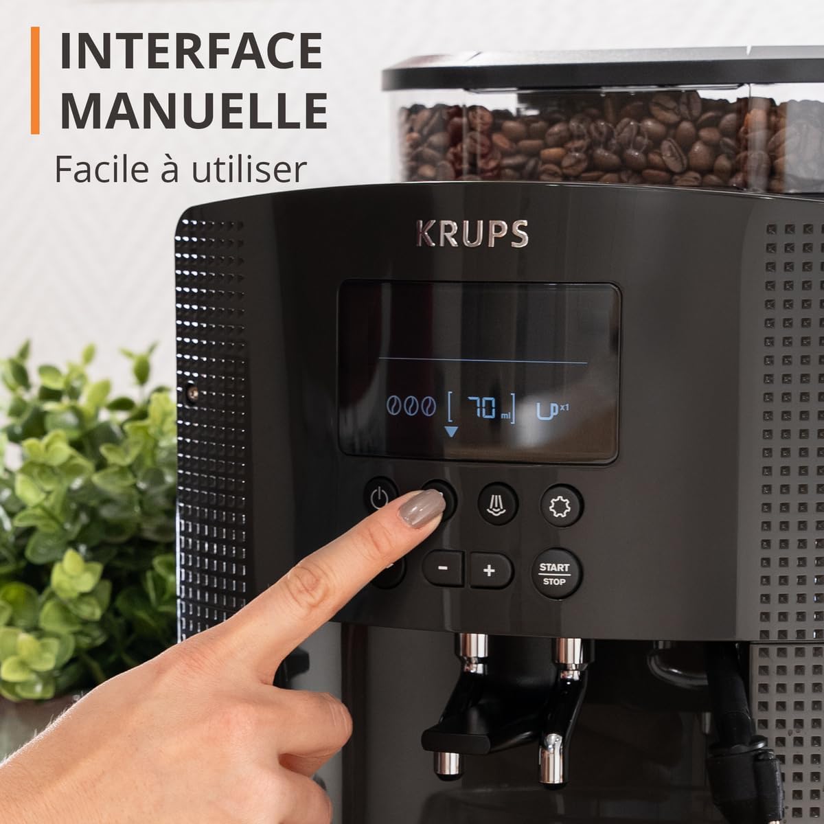 Krups Machine à café grain, 2 expressos simultanés, Ecran LCD, Cafetière espresso compacte, Nettoyage automatique, Buse vapeur pour Cappuccino, Essential noire YY8135FD, Noir