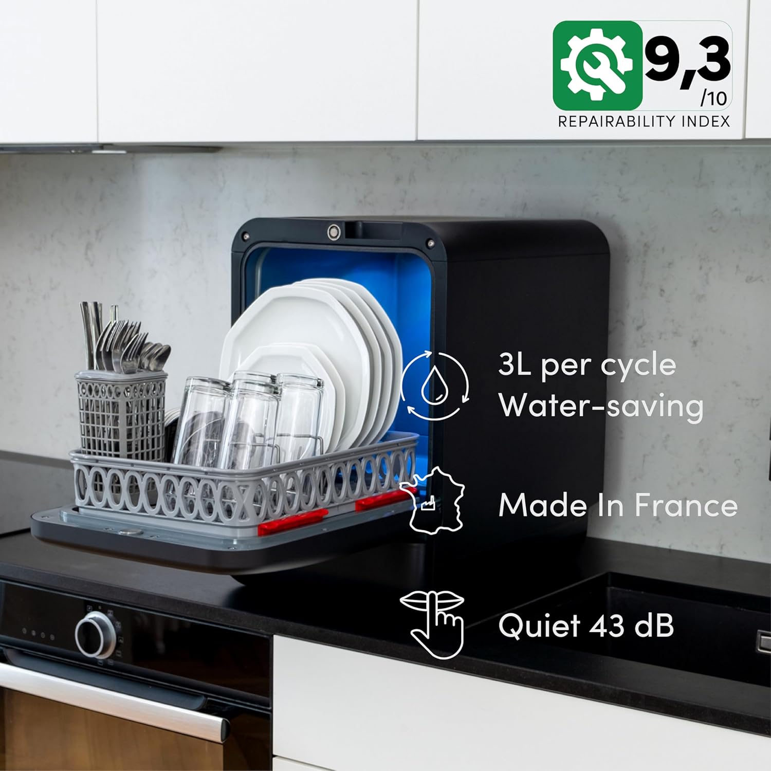 DAAN TECH Bob - Lave-vaisselle Compact 3 Couverts Encastrable - Pose Libre, Avec Réservoir, Portable - Séchage Naturel - Assiette 29 cm - Label Origine France Garantie, Eco-Conçu (Blanc-Rouge)