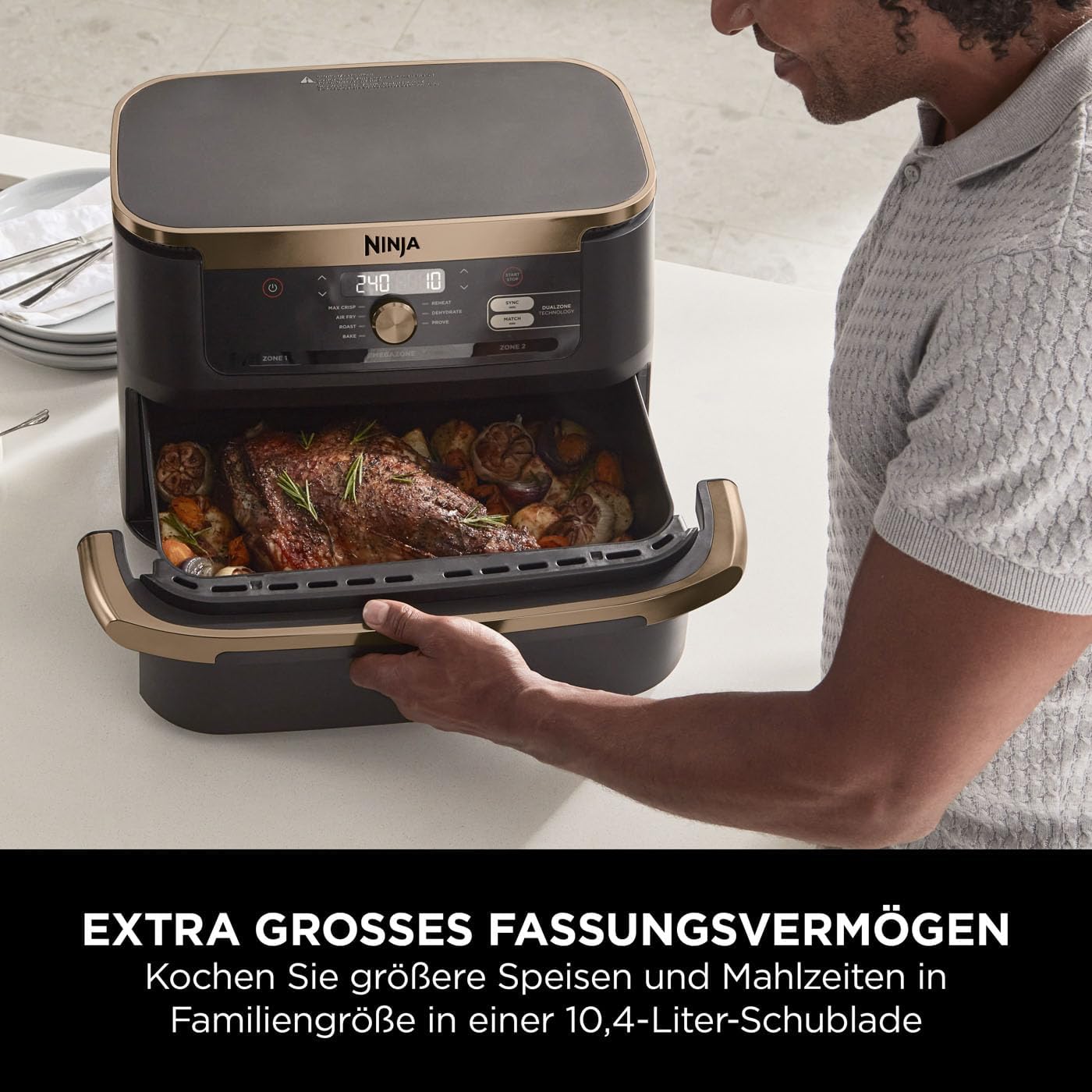Ninja Foodi FlexDrawer Dual Zone Heißluftfritteuse, Airfryer mit 10,4-Fach und herausnehmbarem Trenner, Antihaftbeschichtung, spülmaschinenfester Korb, 7-in-1, Schwarz & Kupfer, AF500EUCP