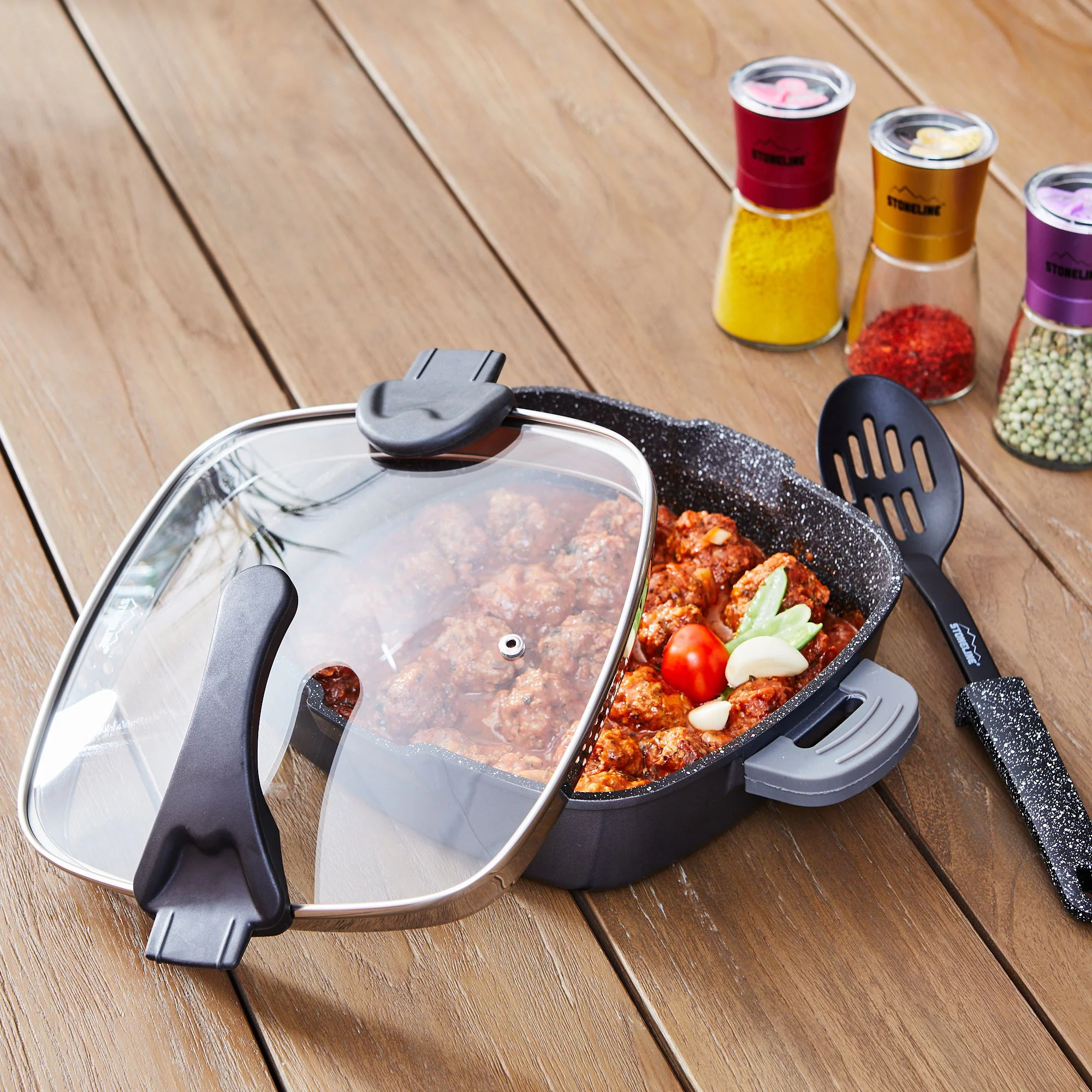 FUTURE Poêle carrée 28 x 28 cm, avec couvercle en verre avec fonction passoire Stoneline