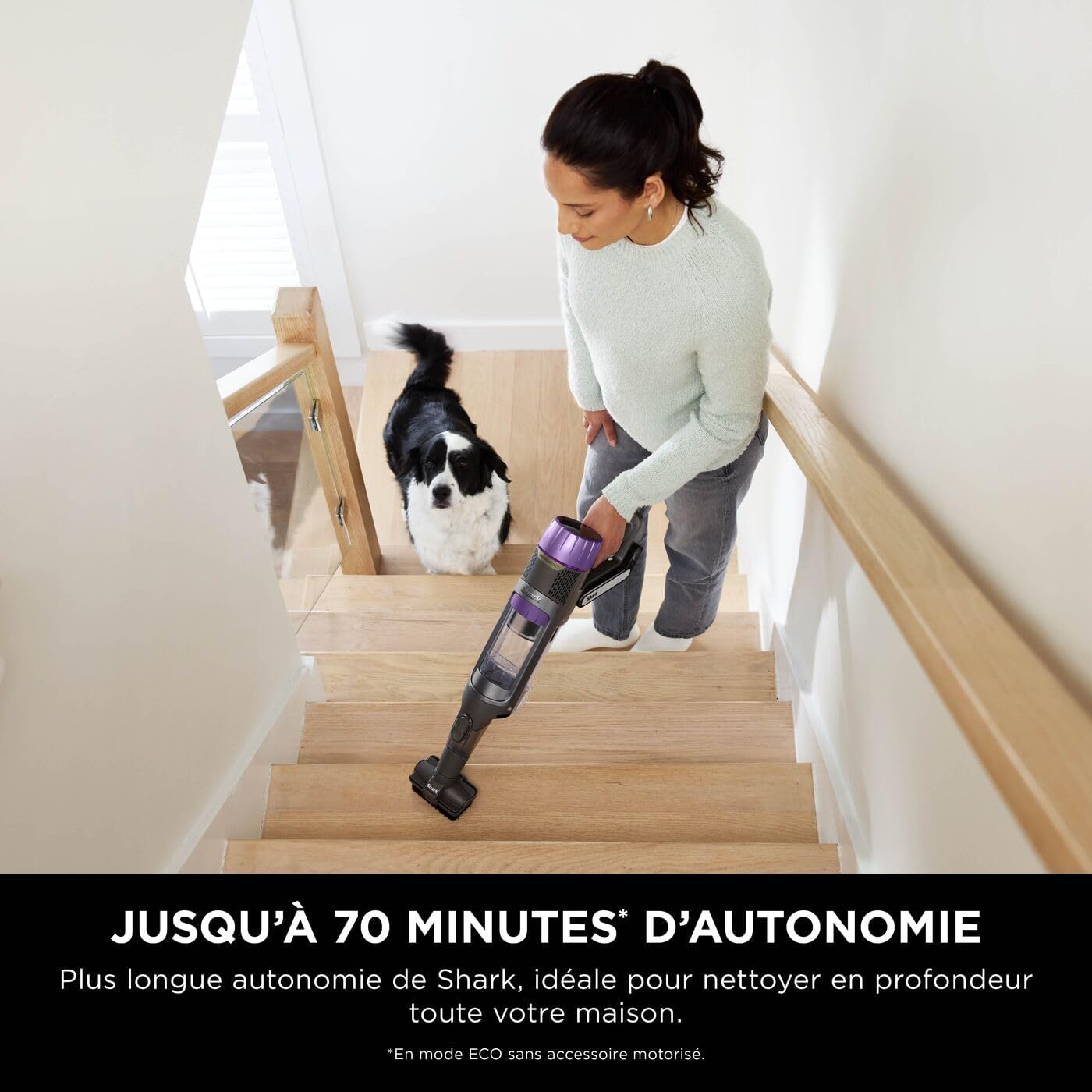Shark Clean & Empty Aspirateur sans fil, système vidange automatique, aspirateur léger anti-poils avec outils animaux et interstices, autonomie 40 minutes, station de chargement, blanc/bleu, BU3521EU