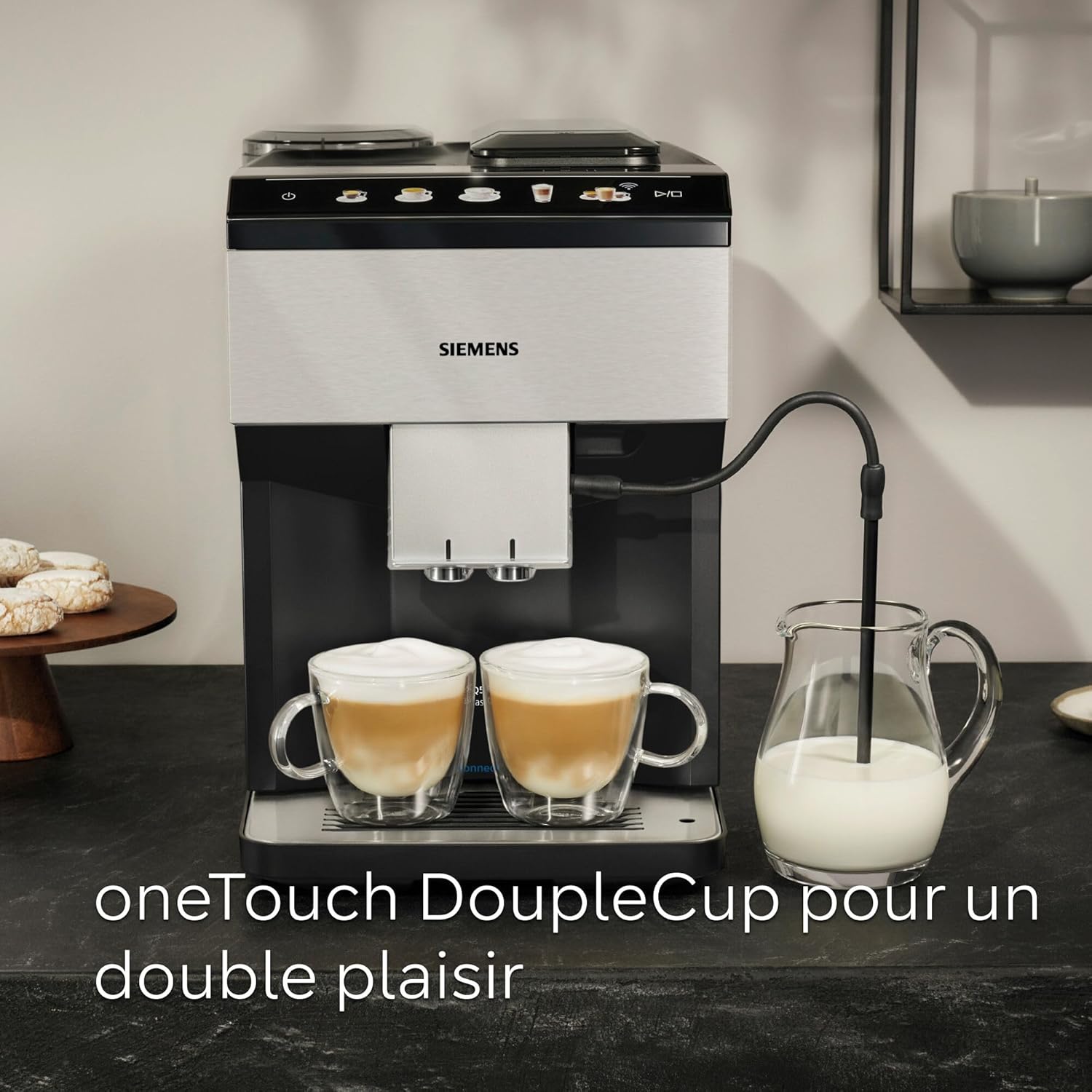 SIEMENS, machine à café tout automatique, EQ.500 integral, aromaDouble Shot, système autoMilk Clean, ceramDrive, affichage coffeeSelect, oneTouch DoubleCup, Noir saphir métallique, TQ505R09